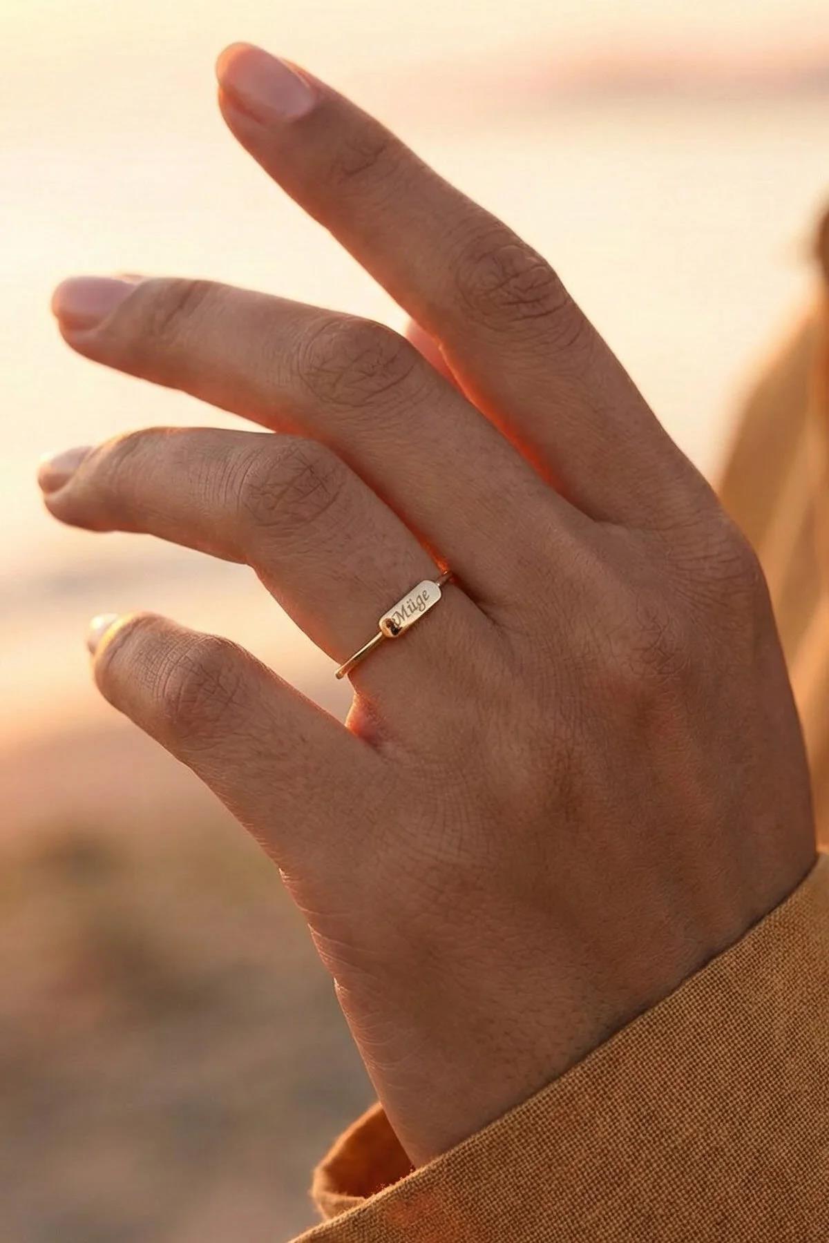 14ct Gold Rectangle Bar Signet Ring