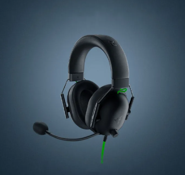 Gaming-headset med virtuellt surroundljud & brusreducerande mikrofon