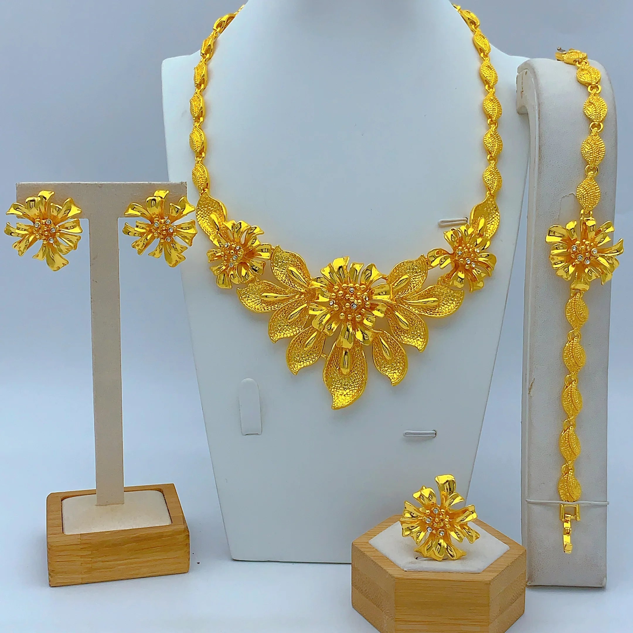 Arab Jewelry Set For Women African Flower Necklace Bracelets Earing Ring Nigerian Dubai Gold Color Jewellery Set Party Gifts